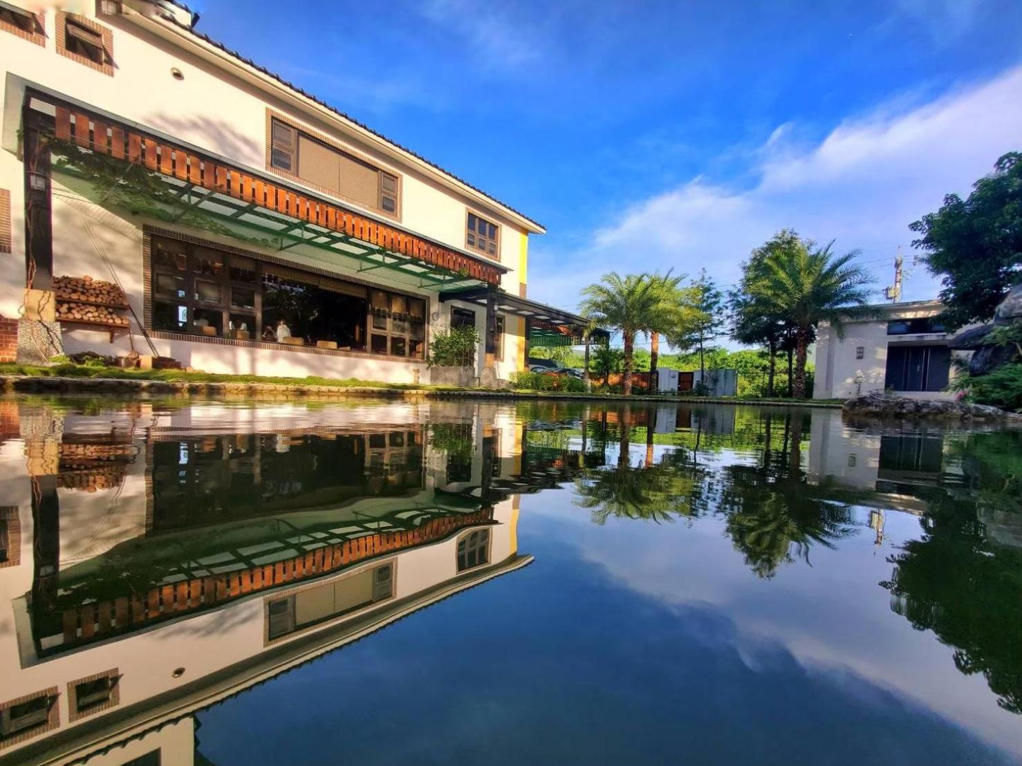山花映水紅莊園民宿 Yuemei Exterior foto